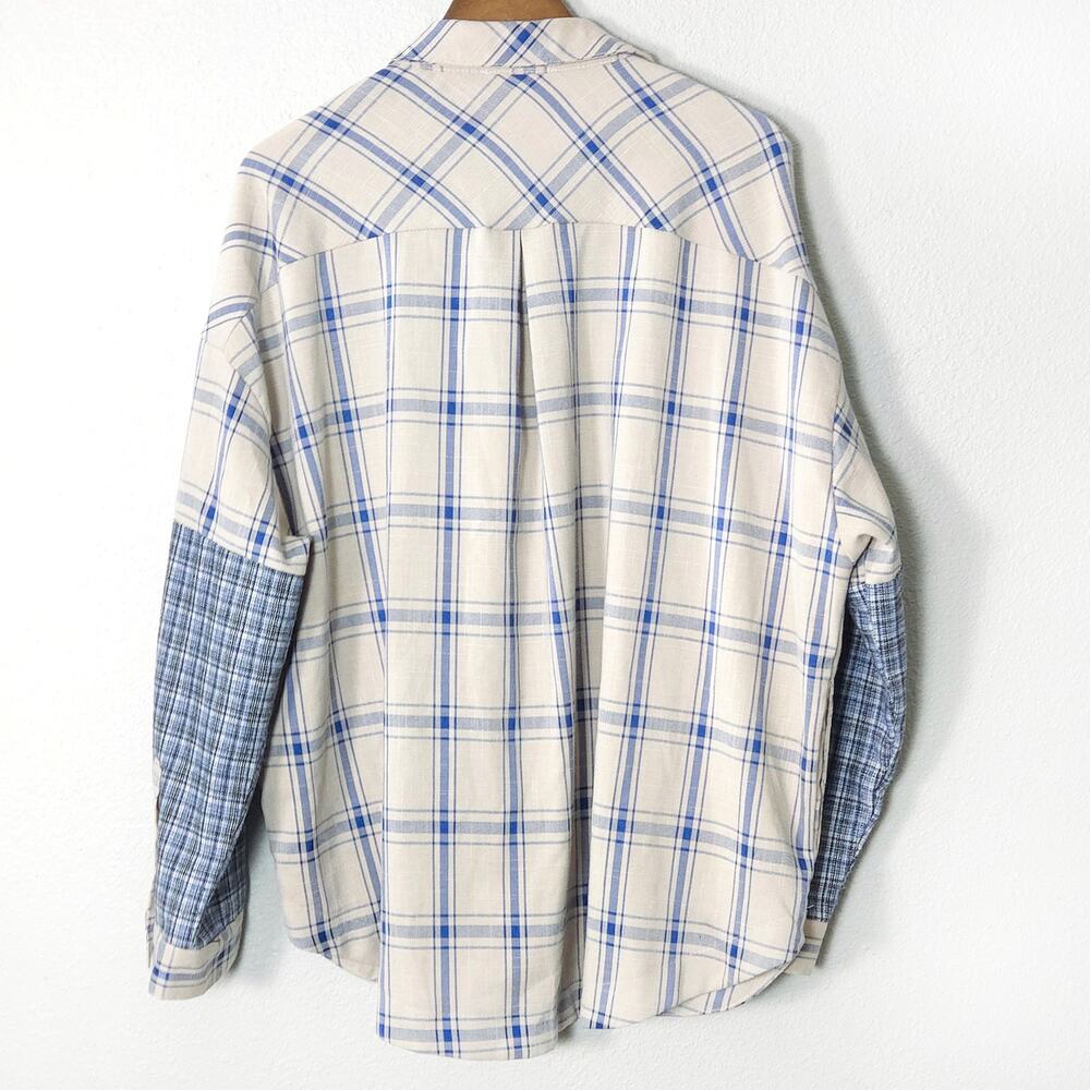 Listicle Plaid Button Down Shirt Blue White Size L Coastal Normcore - Picture 2 of 10